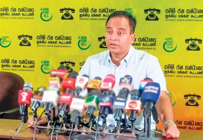 வலதுசாரி அரசியல் குழுக்கள் ஒன்றிணைய வேண்டும் வலதுசாரி அரசியல் குழுக்கள் ஒன்றிணைய வேண்டும்