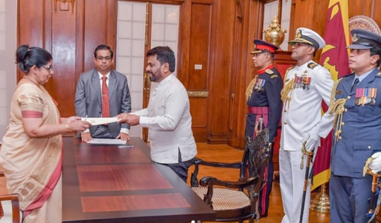 புதிய பிரதம நீதியரசராக நீதியரசர் முர்து பெர்னாண்டோ